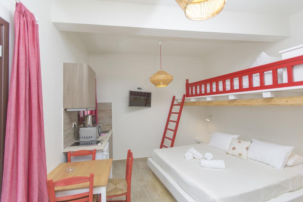 Amalthia Luxury Studios Naxos City Exterior foto